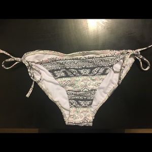 Swimsuit bottom